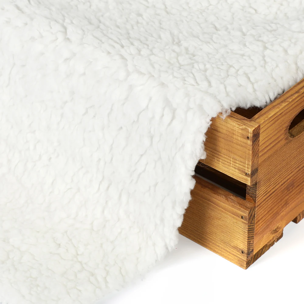 Wholesales Lambs Wool Fabric Upholstery Furniture soft warm fleece fabric for sofa