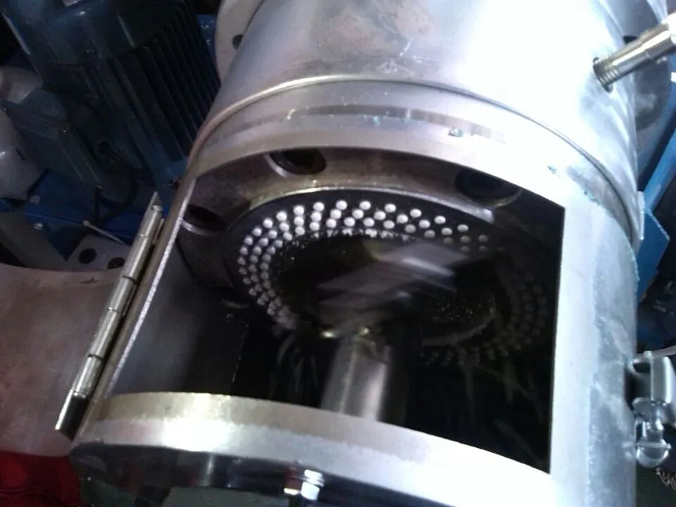 Pakistan PVC hot cutting granulation line / powder pelletizing making machine