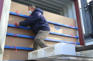 AdBlue/DEF Fluid/AUS 32 Automotive Urea Solution Diesel Vehicle Exhaust Treatment Liquid Urea Solution