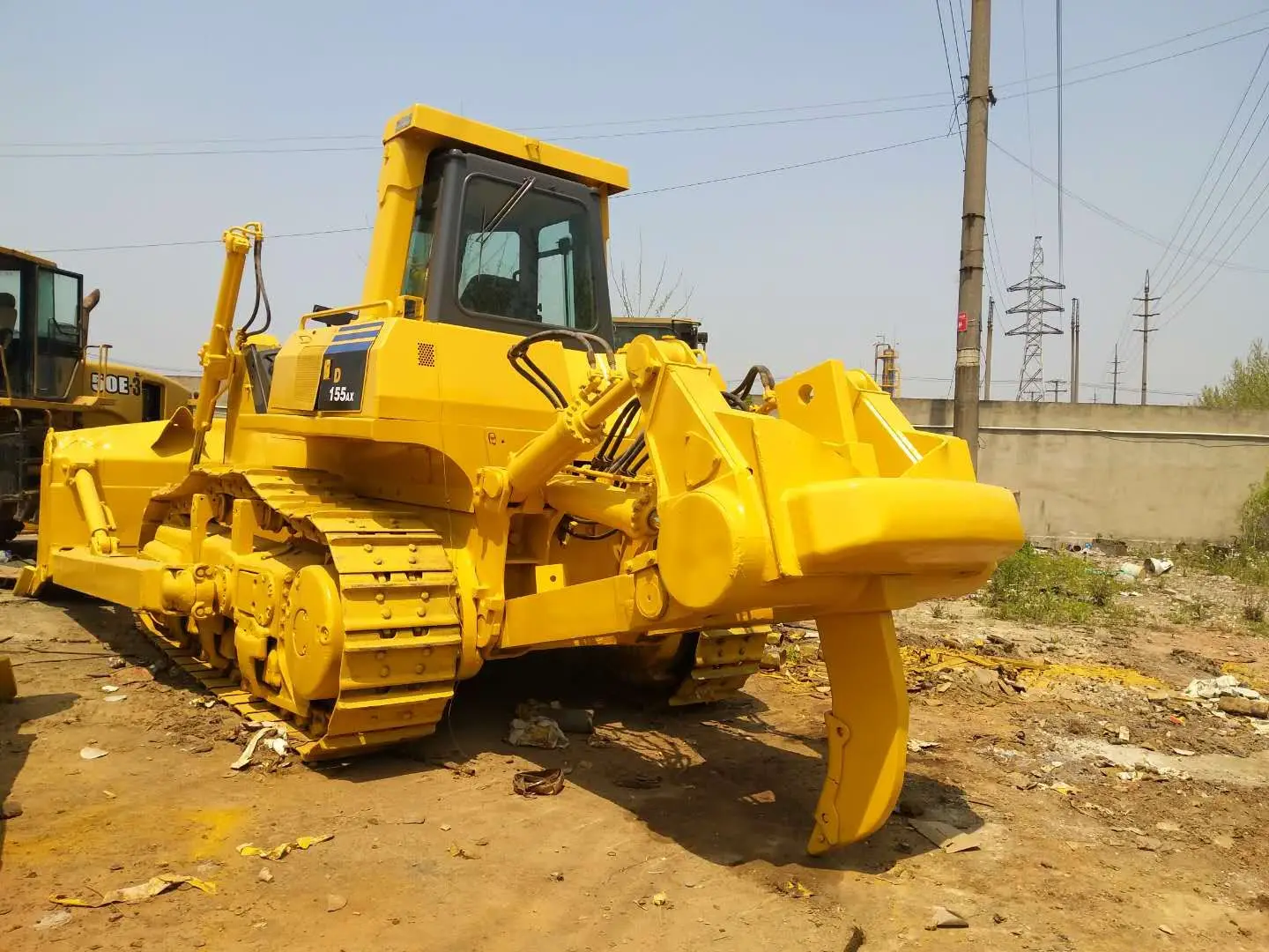 komatsu d155ax-5 (2).jpg