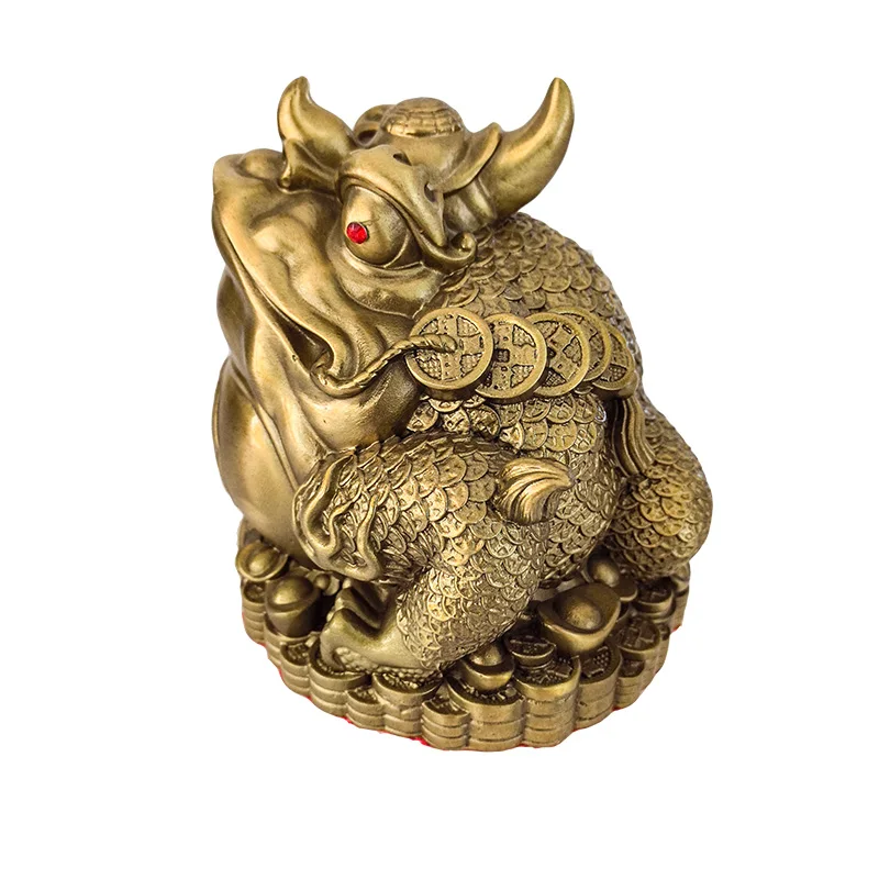Factory Chinese traditional fengshui products golden toad treasure lucky animal brass frog ornaments