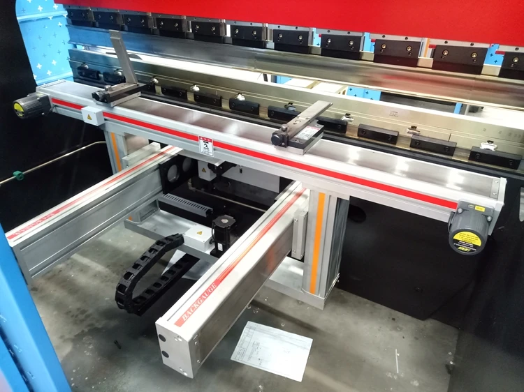 CNC сервопривод 6 осей cnc гидравлический пресс 40/1500