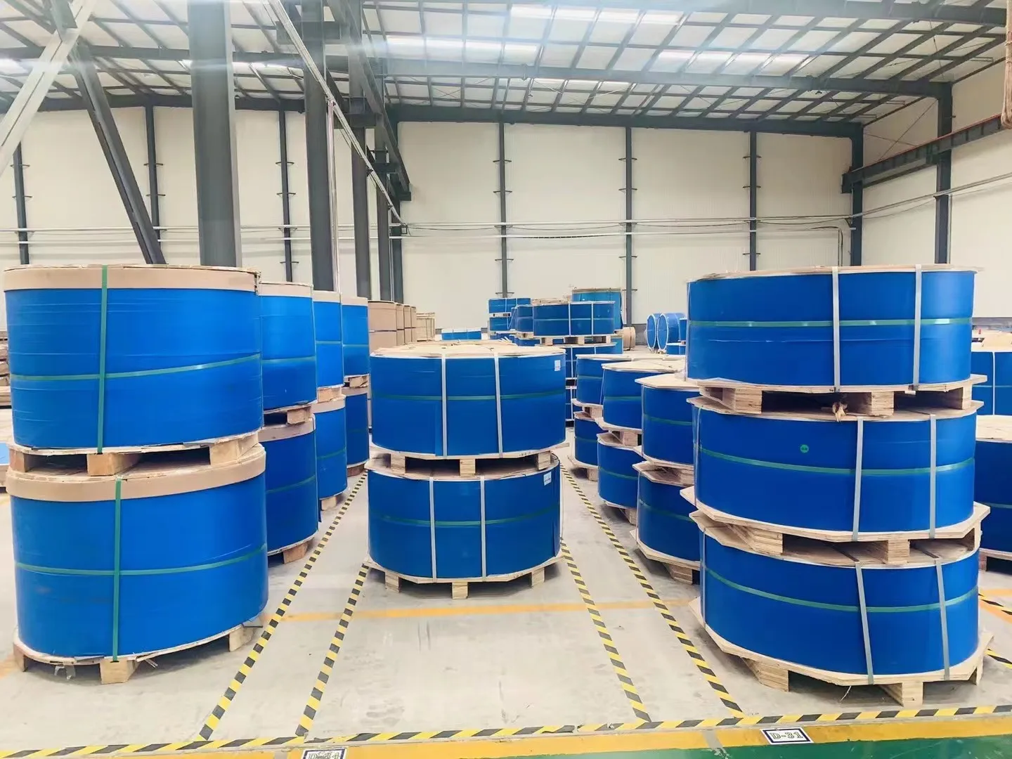 Aluminum sheet manufacturers 1050/1060/1100/3003/5083/6061/aluminum plate for cookwares and lights