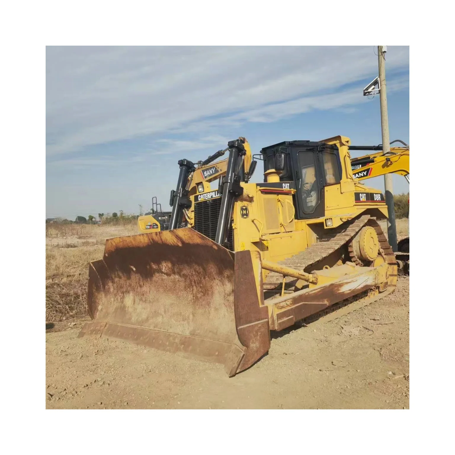 CAT Bulldozer D8R for Sale Second Hand Caterpillar Provided Engineering Construction Machinery Cat 3408 Bulldozer Engine 2021