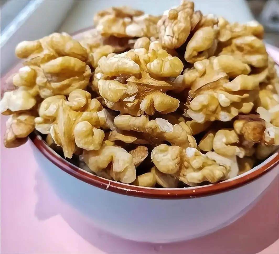 Дешевые грецкие орехи оптовая продажа Сушеные Орехи wallnnut ядра грецкий орех