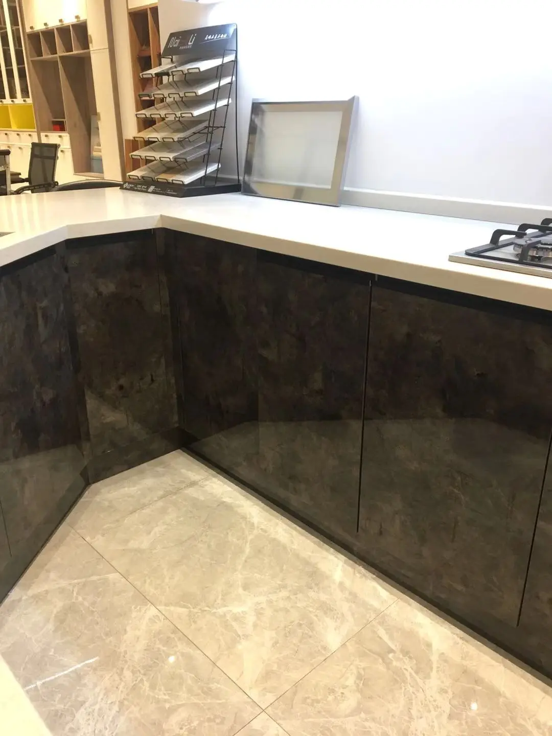 European Style Custom open elegant kitchen cabinet with the bar