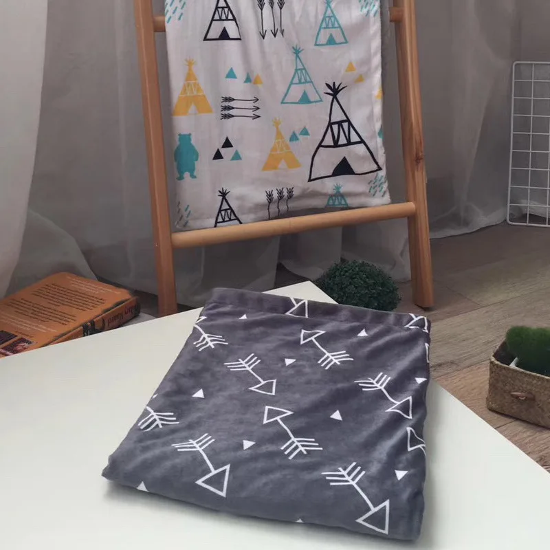 Unisex Safe Nursery Elastic Minky Baby Swaddle Fleece Receiving Blanket Custom Printed Low Modern Wrap Comforter Kids Portable