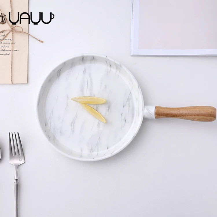 European style 8 inch custom round ceramic dinner plate marble plates with wood handle for restaurant