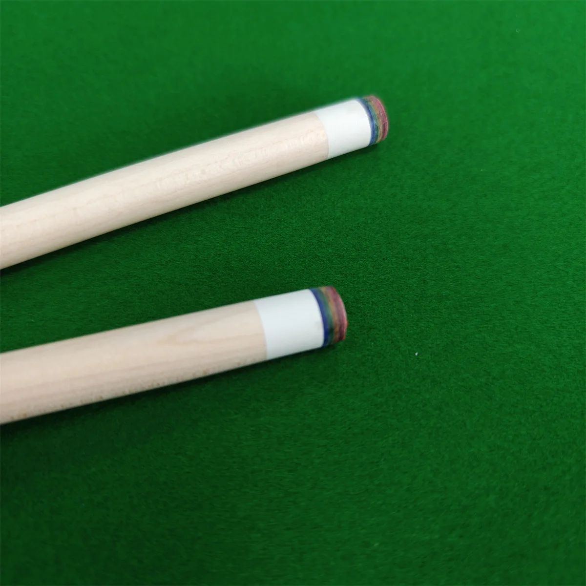Wholesale High-Quality And Fashionable 13mm 1/2 Billiard Pool Cue Stick With Maple Front Limbs And Birch Rear Handle