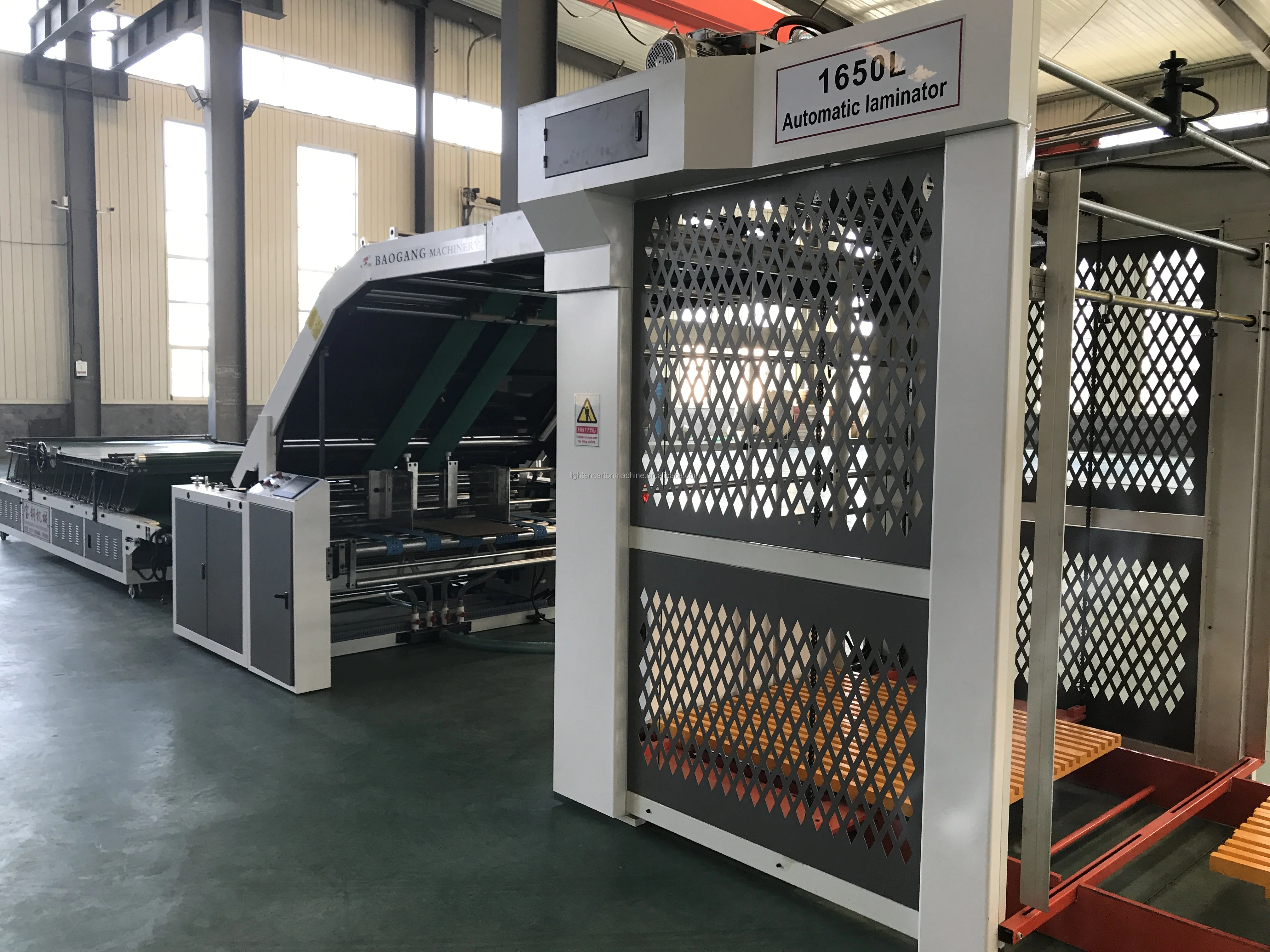  Fully Automatic Corrugated Flute Laminating
