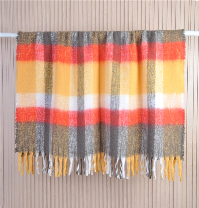 Super soft Check Blanket 100% Polyester Plaid Striped Fleece Tartan Blanket For Holiday