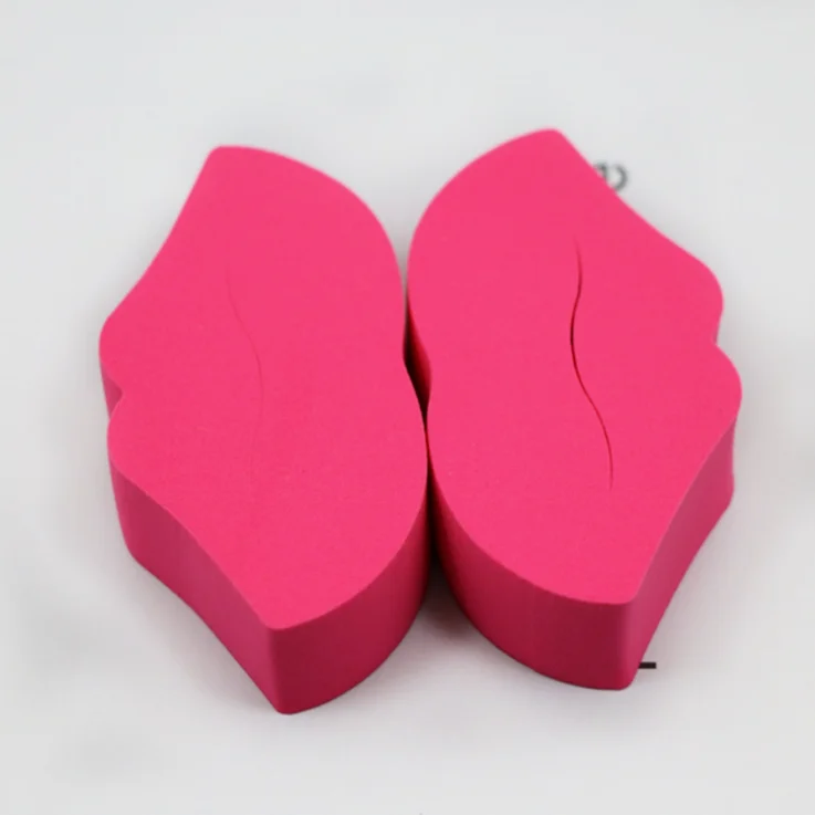 Yalina 2024 Wholesale lip shape multi-function cosmetics blender makeup sponge makeup powder puff