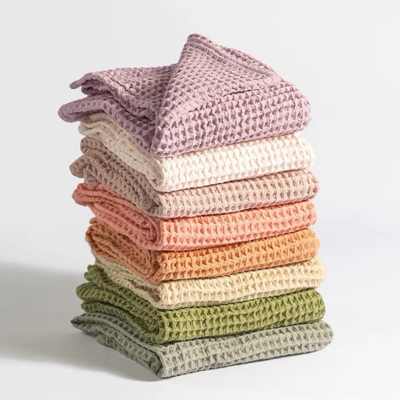 Sustainable hooded baby bath towel bamboo waffle bath towel eco friendly  custom hooded baby towel manufacturer