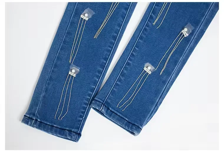 Skinny jeans woman 2024 autumn and winter retro modern texture worn casual flared jeans for women fashionable ladies denim jeans