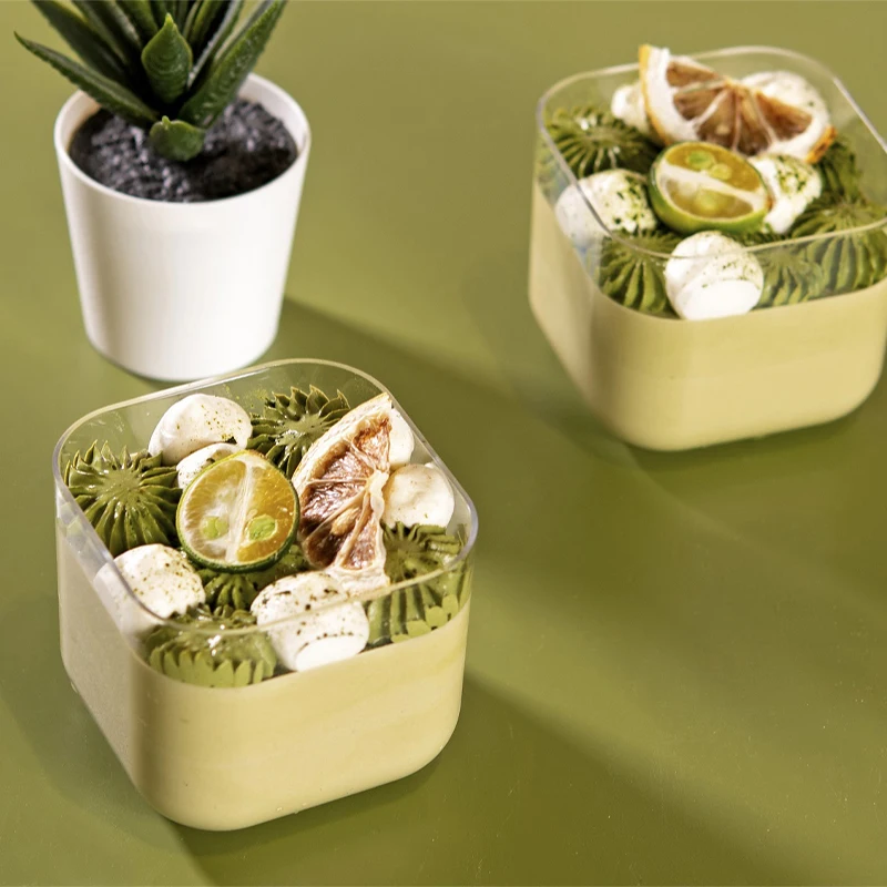 new design Pastry biscuit hard plastic dessert packaging cookie transparent Tiramisu container Sweet Plastic Clear Box With Lid