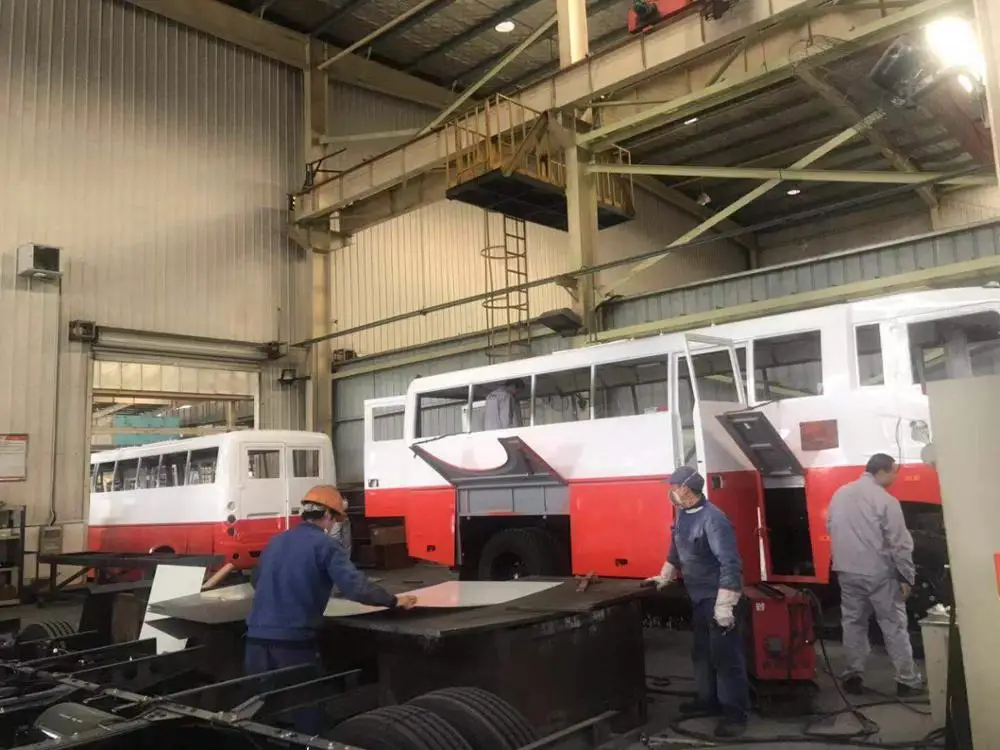 
dongfeng 4x4 Off road bus 29 seats 