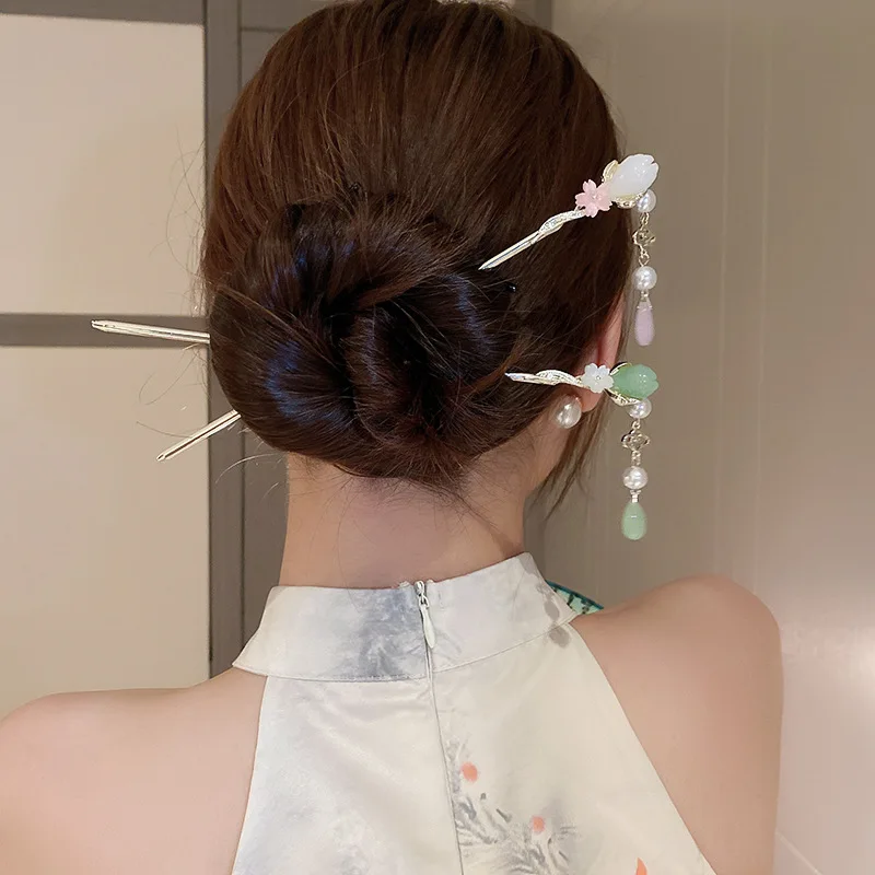 wholesale 2023 new hairstyle minority hair accessories jade flower hairpin high-grade temperament retro hairpin