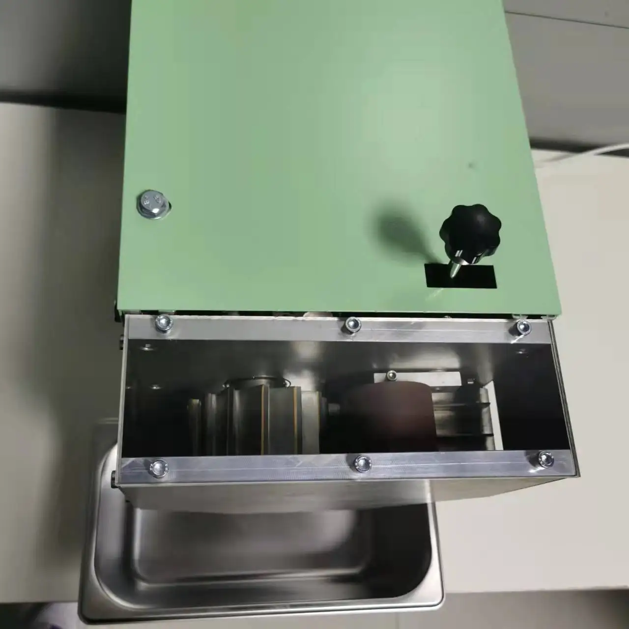 Desk-top Small laboratory plastic granulator mini pelletizing MINI extruder machine
