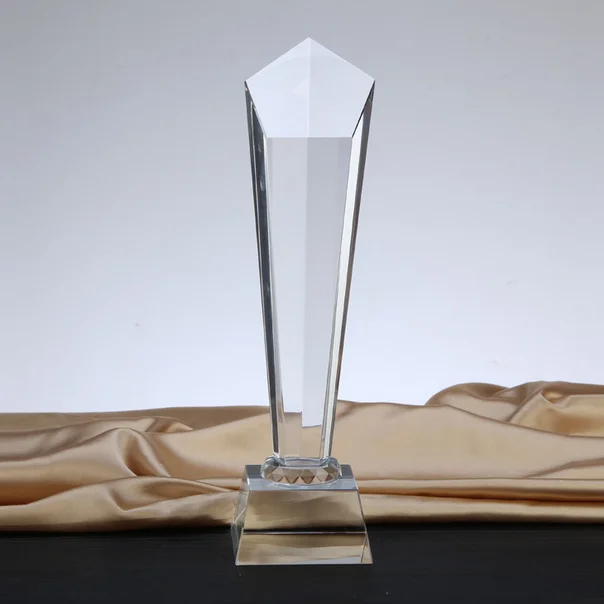 Pentagon Crystal Craft Trophy Award Elegant Crystal Pillar Design for Recognition