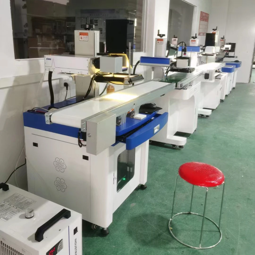 Automatic Laser Marker 20w 30w 50w Fiber Laser Flying Marking Machine CCD Visual positioning laser marking machine