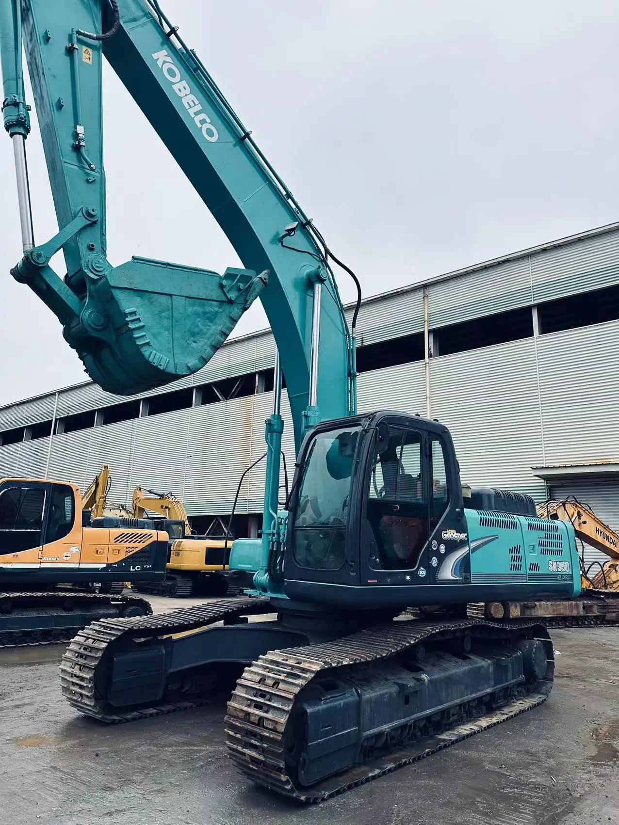 35ton Second-Hand Kobelco Excavator Sk350 sk200 original Accessories in Good Condition used excavator