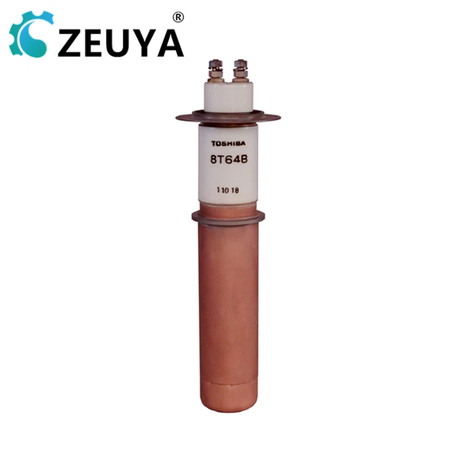 TOSHIBA Original Japan Imported RF Oscillator 8T30RA