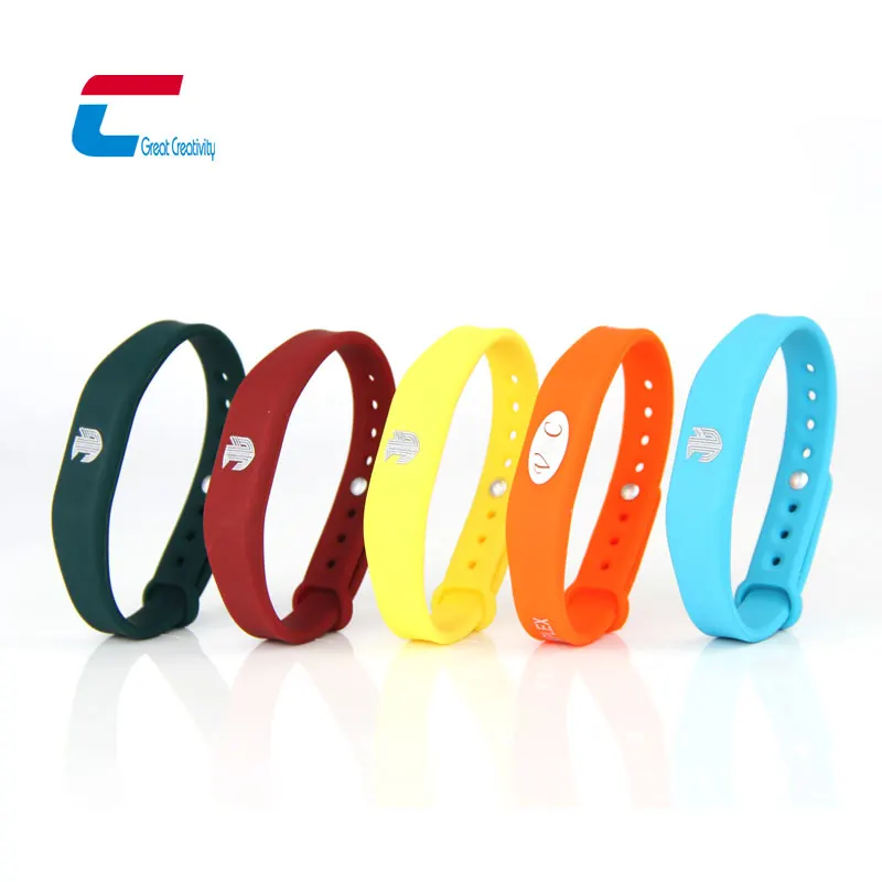 Wholesale Social Media NFC Wristbands Custom RFID Bracelet NFC Silicone Wristband