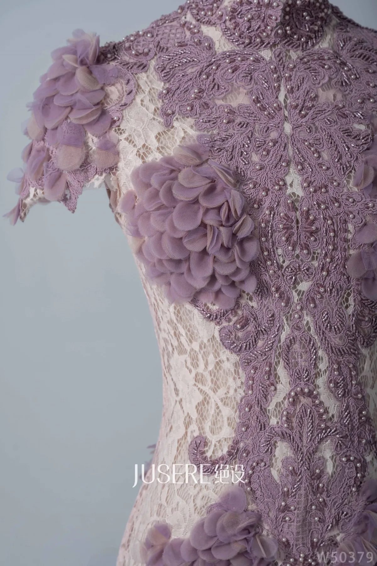 Chinese Cheongsam pipao chirpaur bespoke luxury custom wedding bridal bride mother of bride plus size oriental knot button