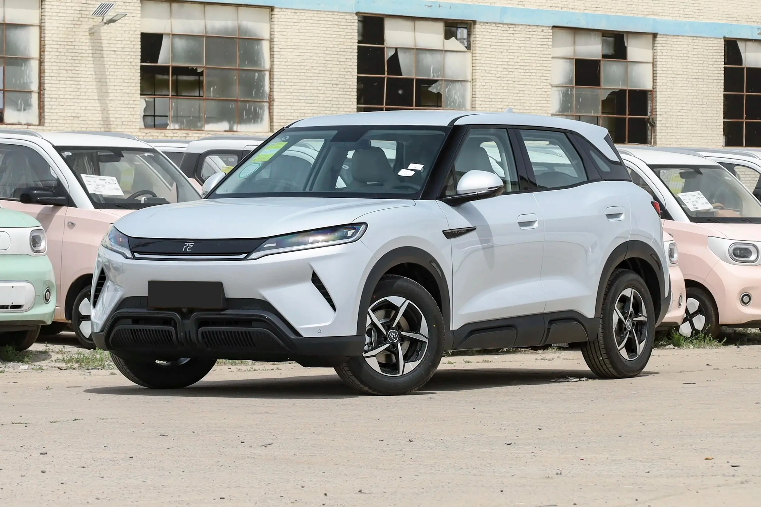 In Stock 2025 Byd Yuan Up Smart Driving Ev 29 Sensors 401km Range Maximum Speed Is 160km/h Small Suv Vehiculo Electrico Car