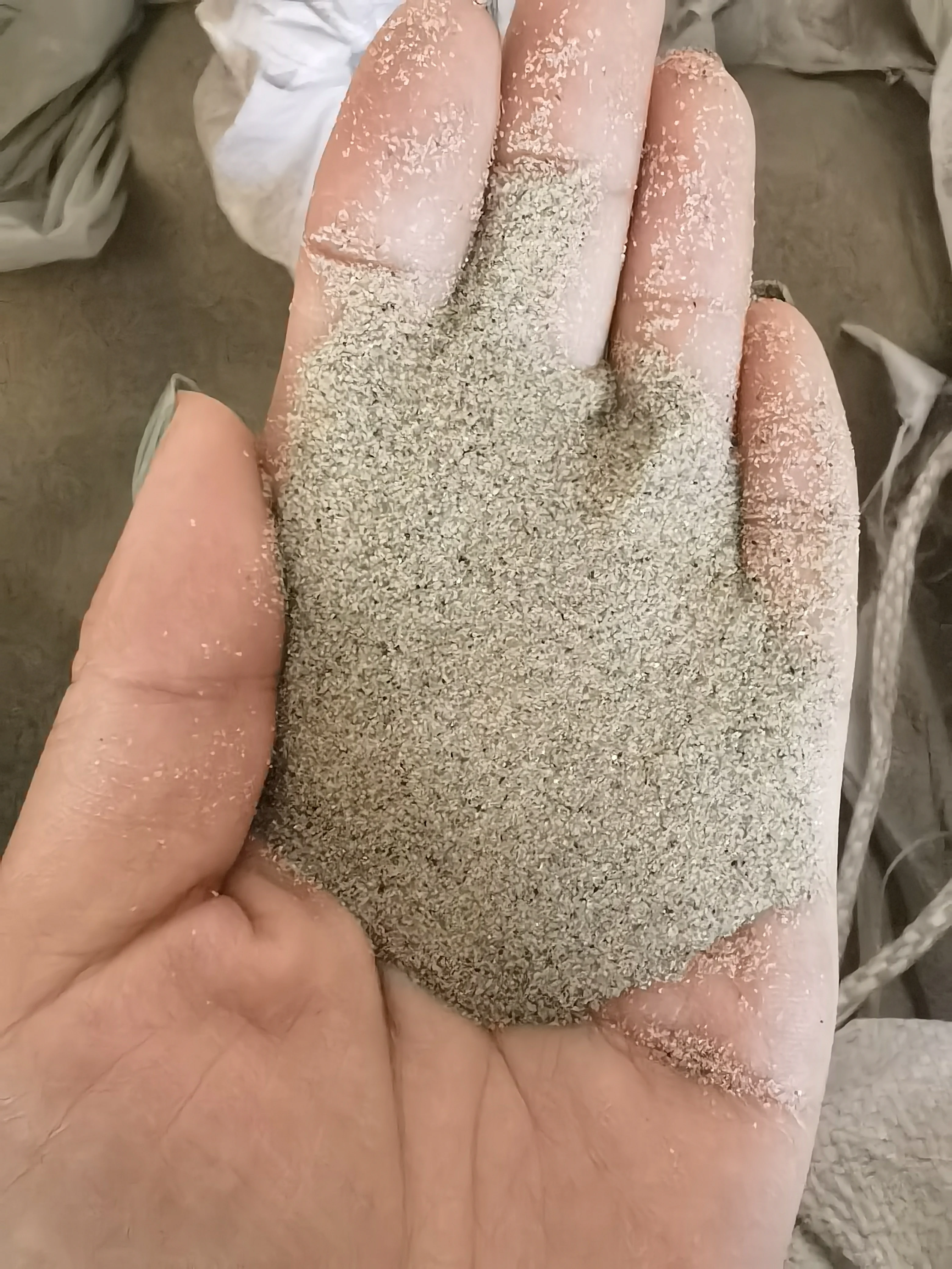 Competitive Price Minerals Products Refractory Cyanite Sand