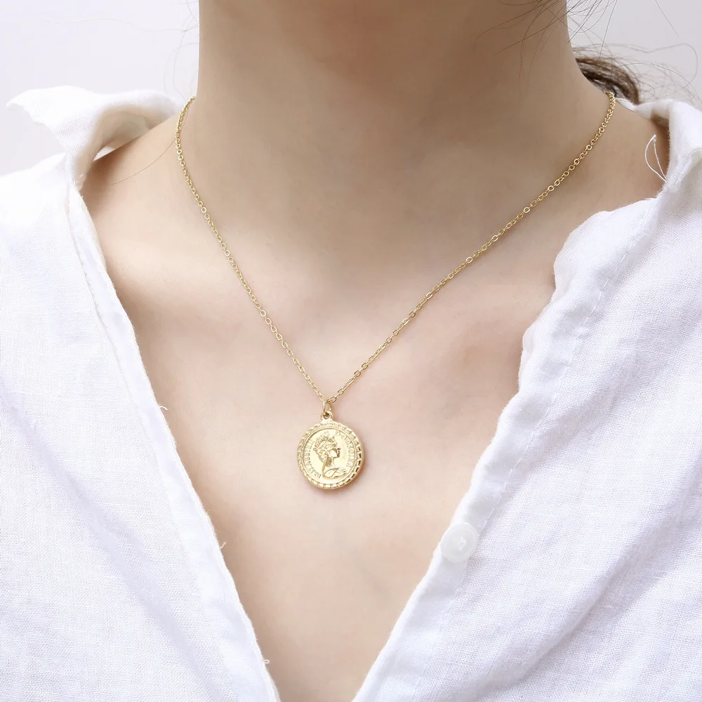 Coin Necklace 18k Gold Plated Vintage Textured Medallion Coin Pendant Round Circle Disk Dainty Necklace for Women