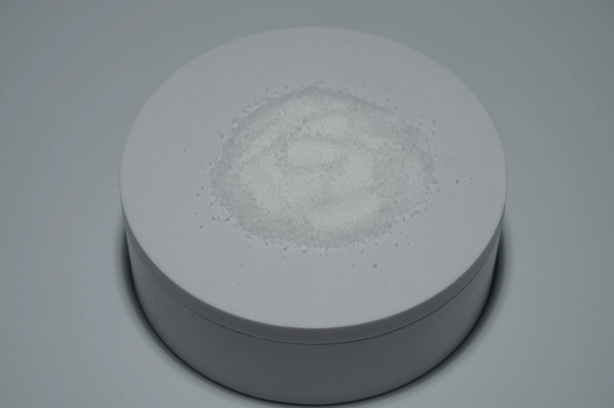 High quality and low price Ammonium Chloride Powder/ Granular 99.5%