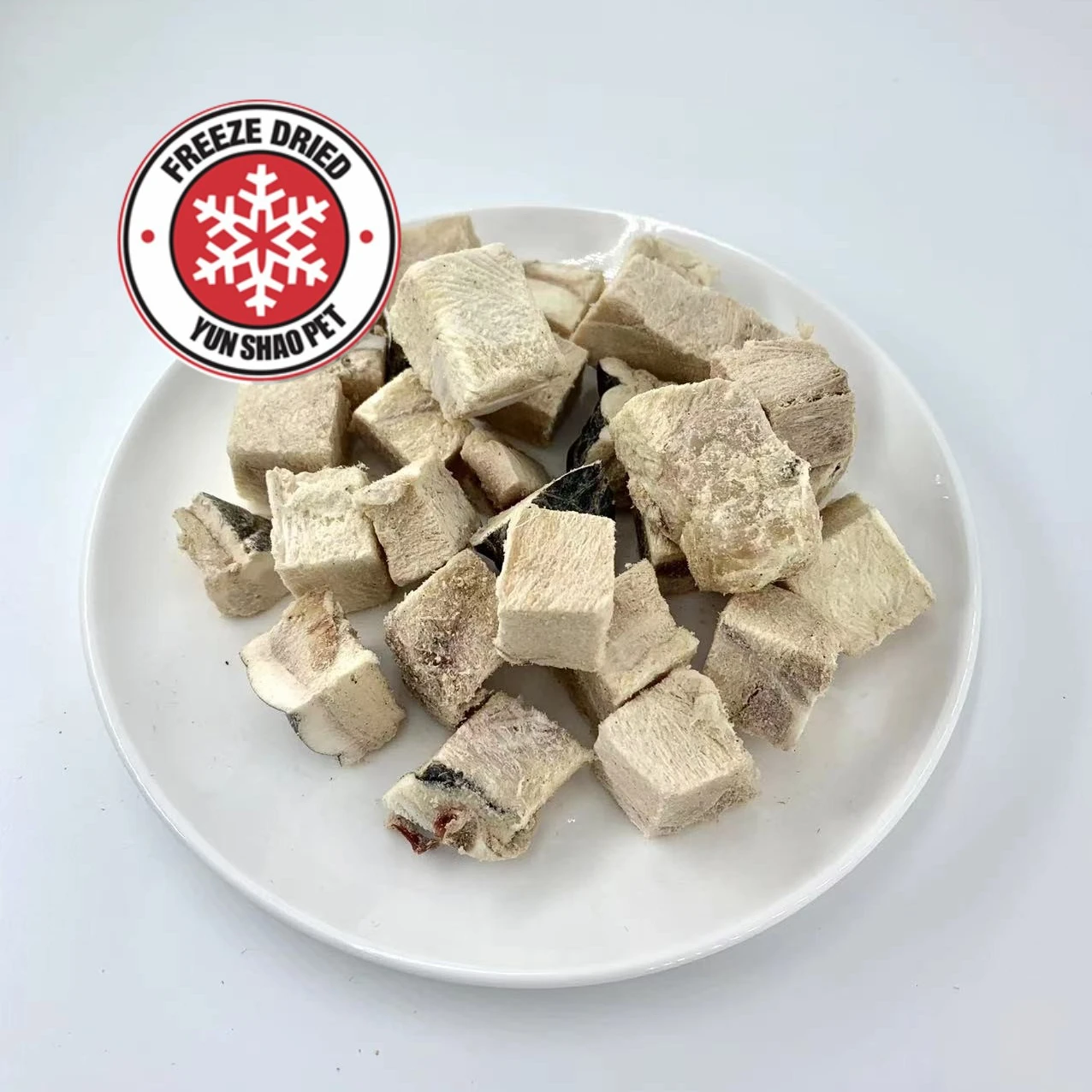 Top selling pet food  OEM  dog food freeze dried treats Crocodile MOQ 20 kgs for private label package