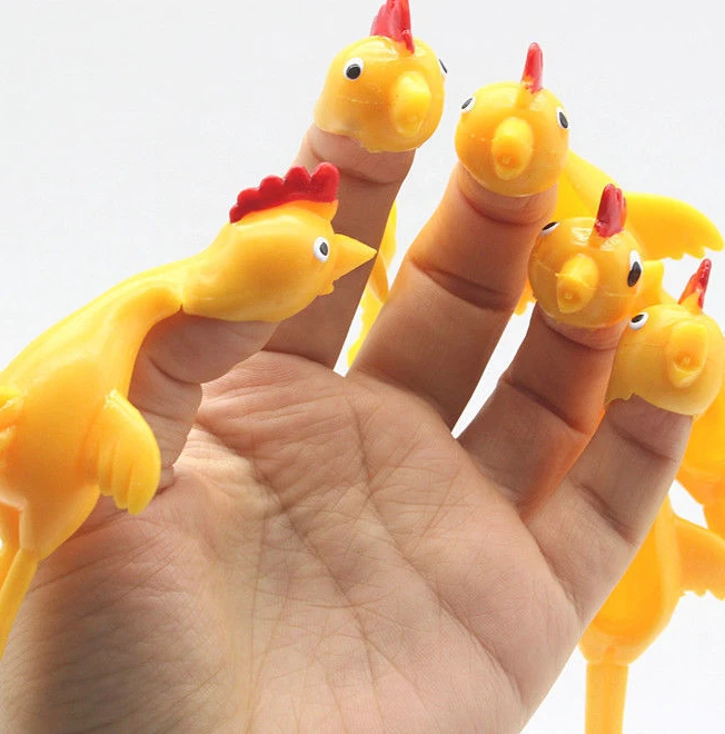 Student Portable Colorful Painting Set Plastic Eggs and Tpr Yellow Color Chicken