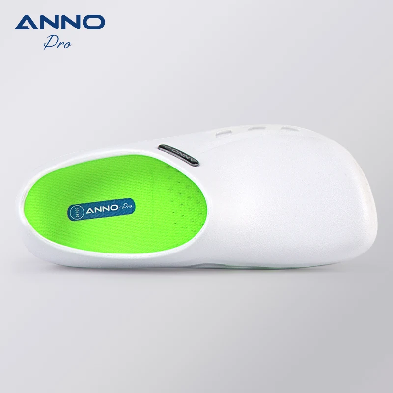 2022 Eva Soft Light Weight Soft Comfortable Plastic Designer Men And Women Garden Clogs Shoes