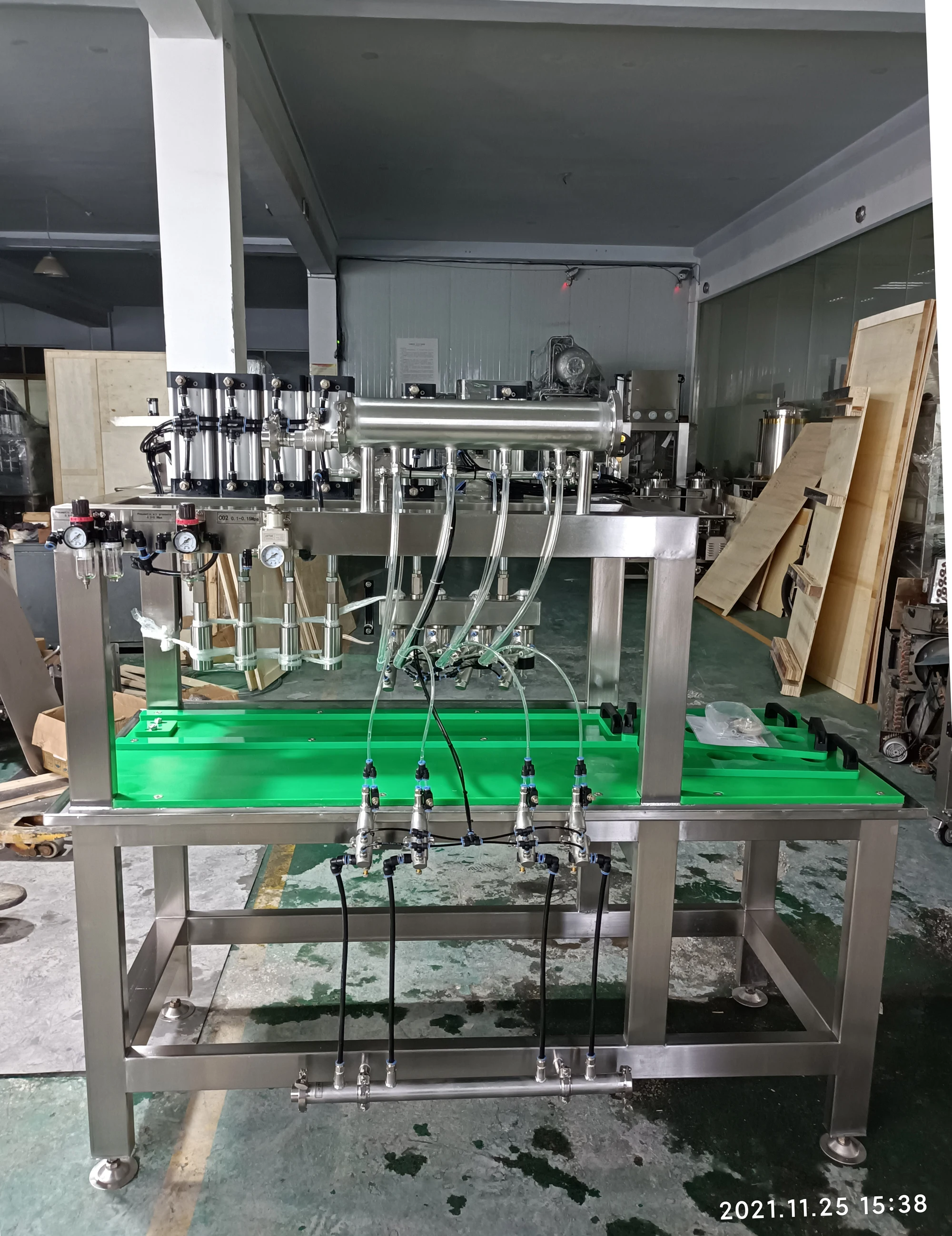 Manual 4 heads  Beer bottle filling and capping machine