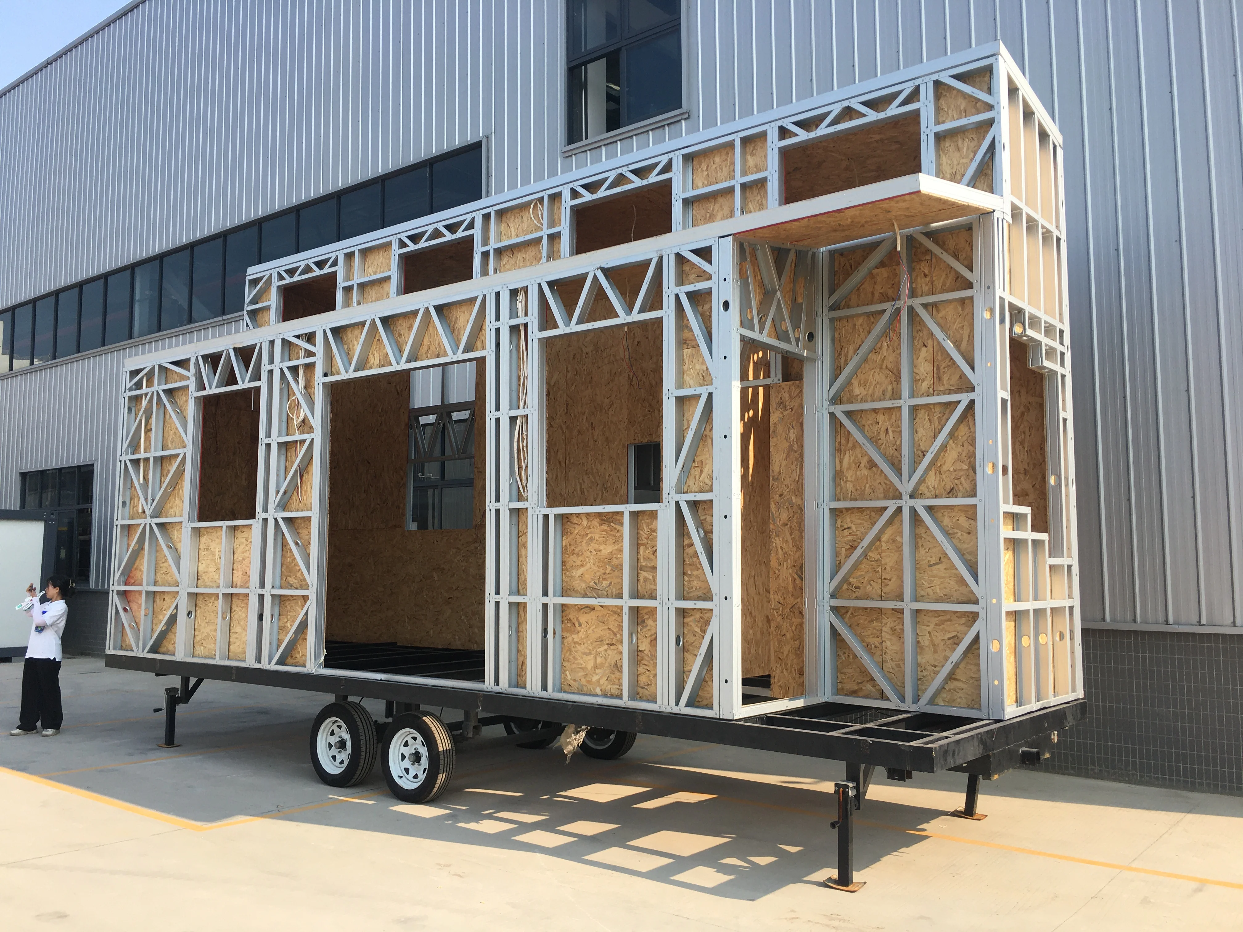 Prefabricated luxury morden design wooden cabin travel tiny house Camping trailer house on wheels