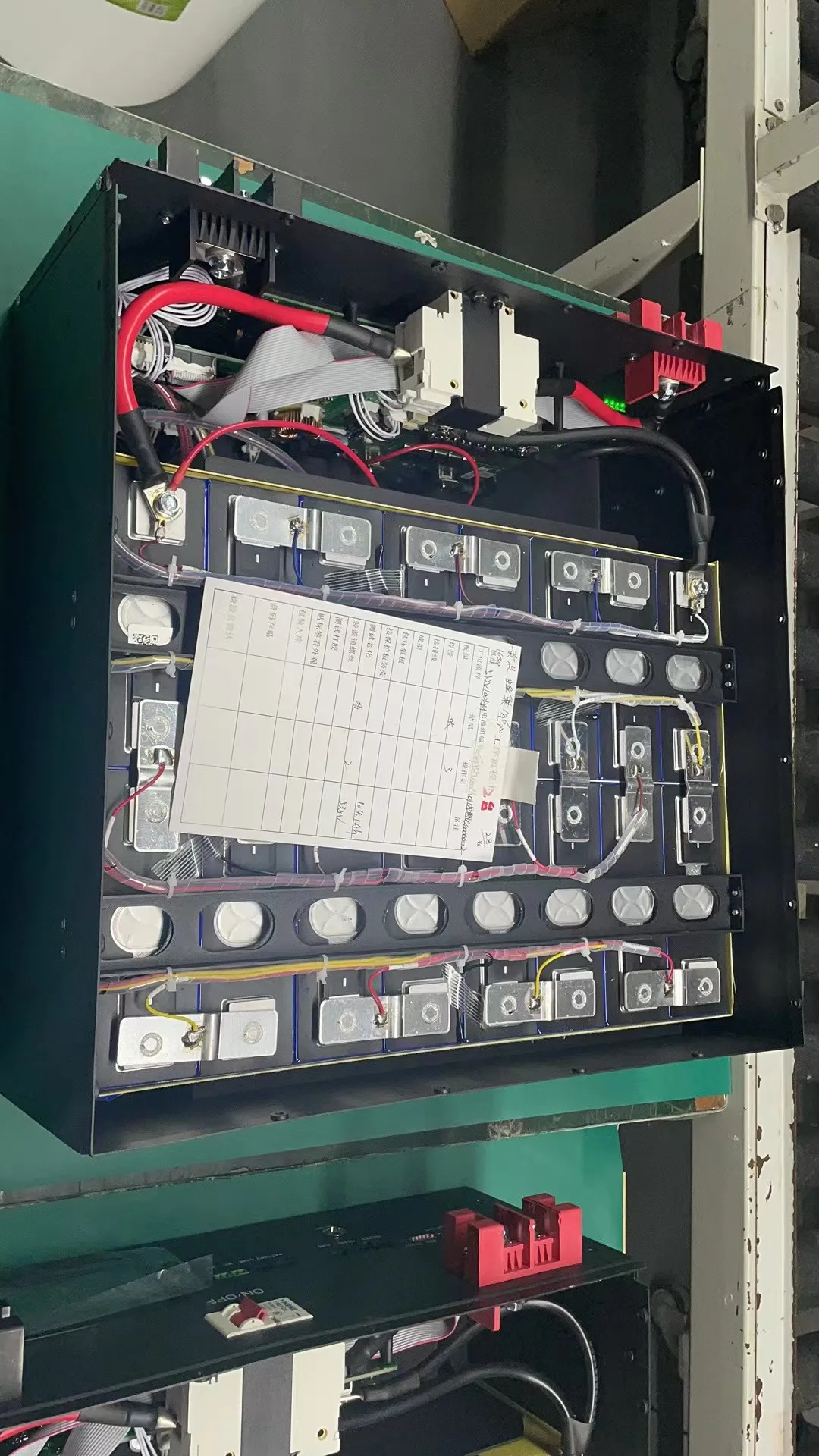 Lithium ion batteries Rack Mount Lifepo4 Solar Energy System Storage 51.2v Lithium Ion Battery 48v 50ah 100ah 200ah 280ah