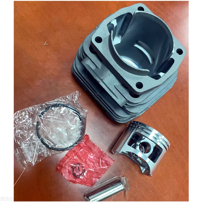 Good quality 5800 mini chainsaw spare part cylinder assy