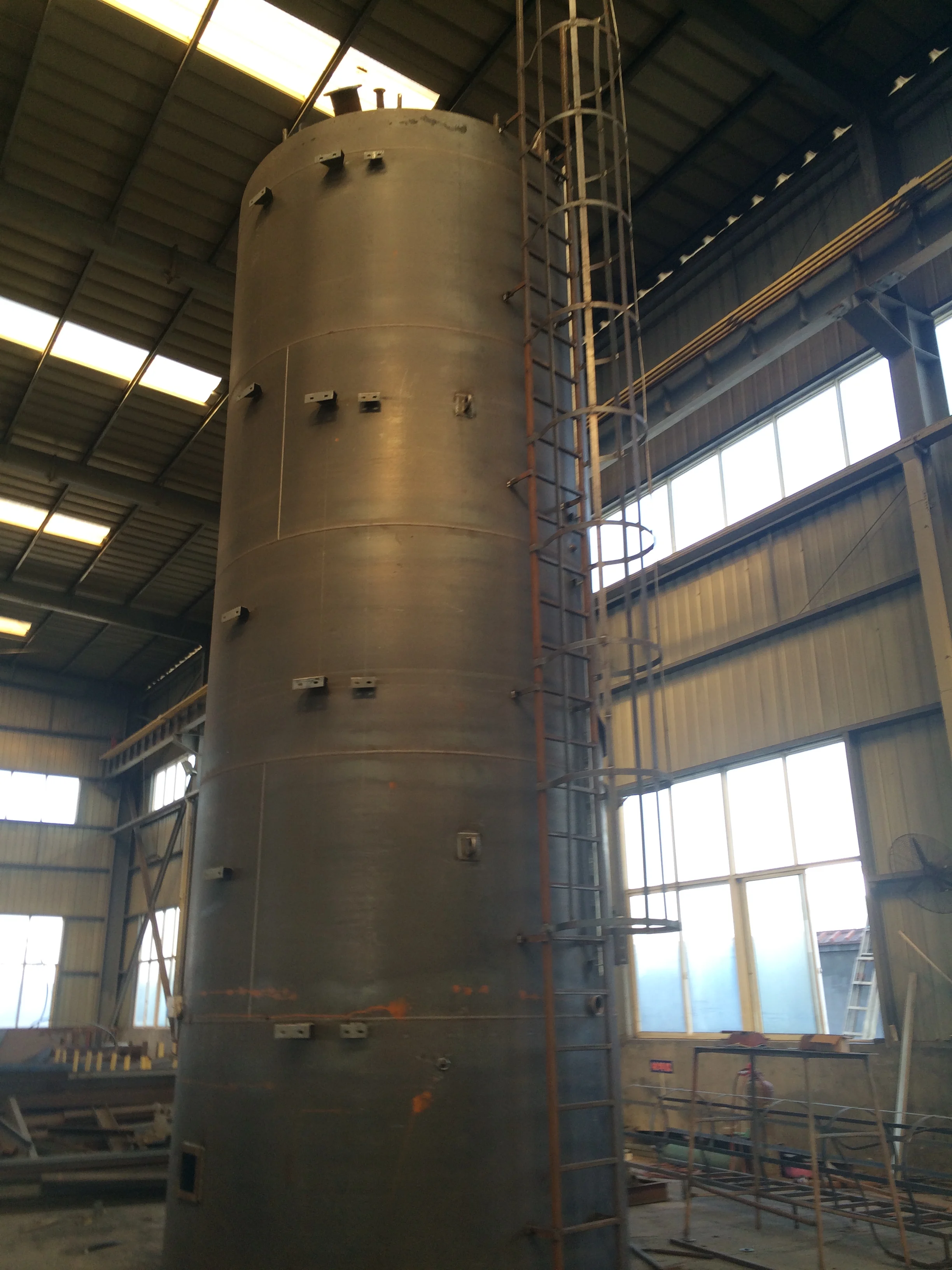 Source manufacturers sell portable fly ash 300tons cement silo