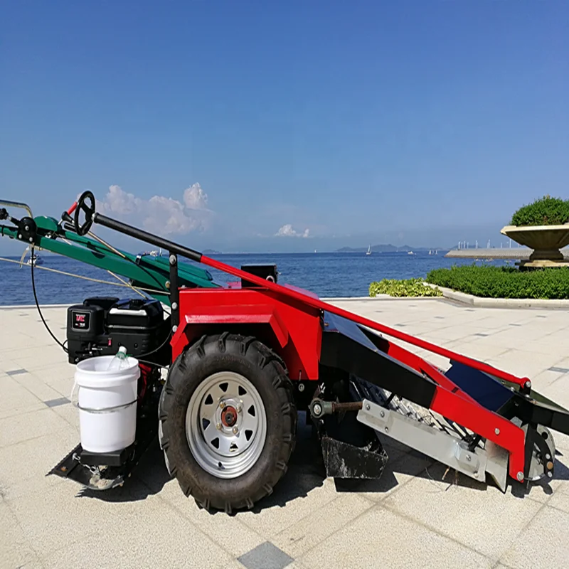 Red beach sand cleaning machine/beach cleaner