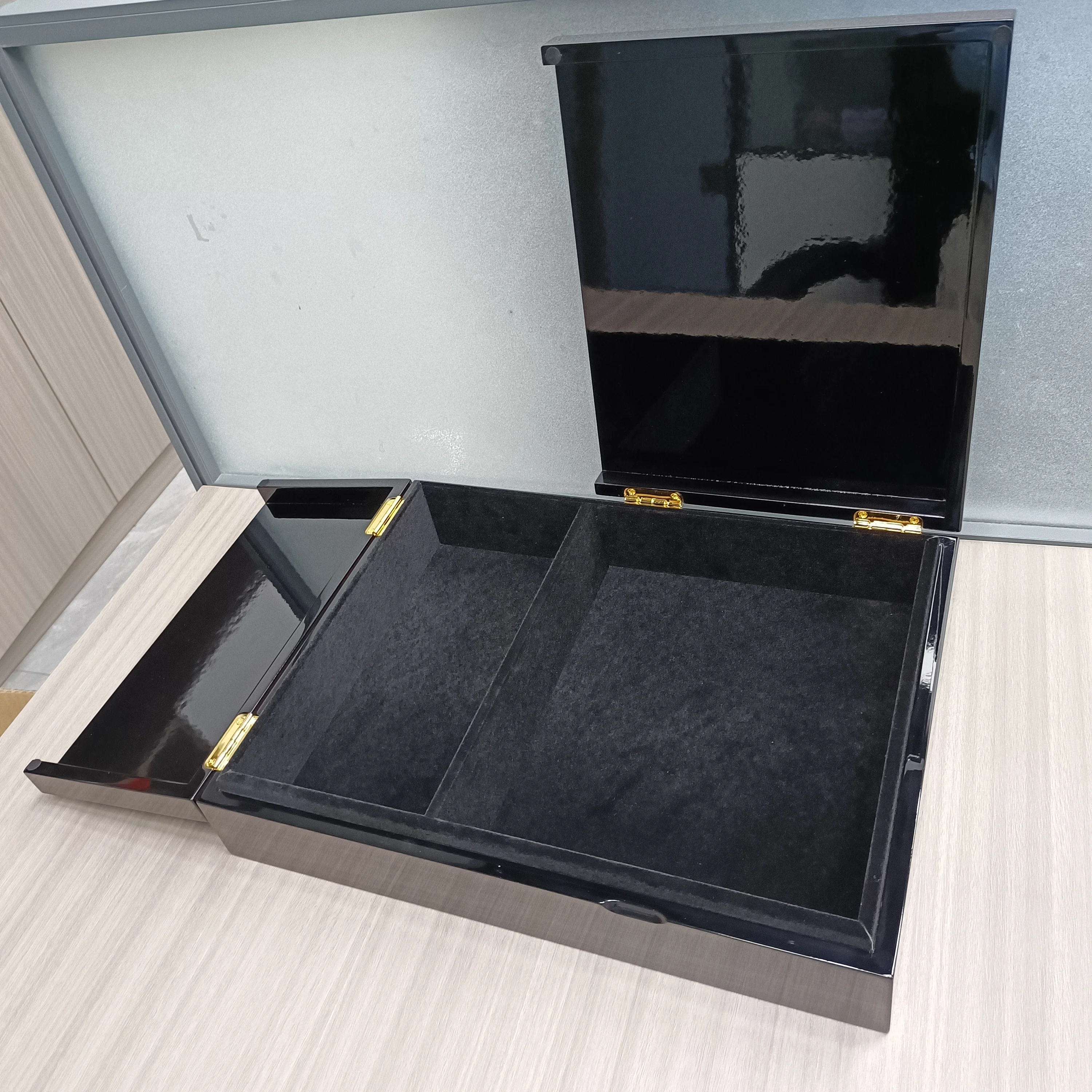 Luxury Glossy Wooden Box Jewelry Box Jewelry Packaging Organizer Case Wooden Portable Open Double Door Velvet Jewelry Box Custom