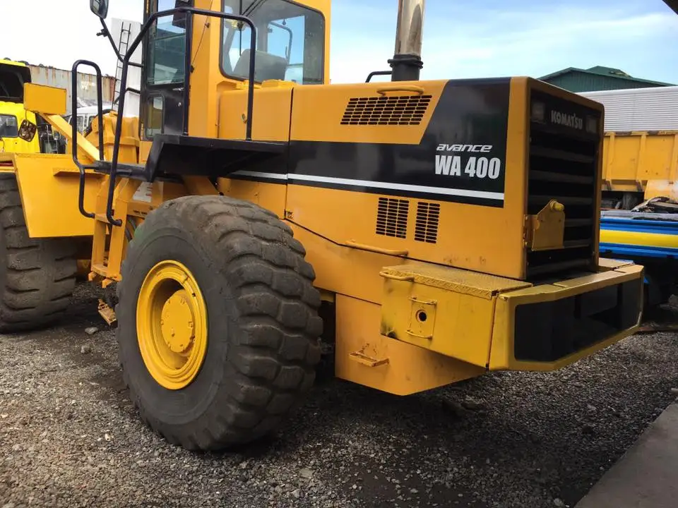 Komatsu400 wheel loader.jpg