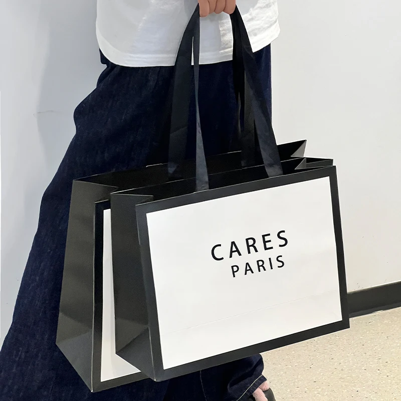 Paper Bag Custom Printed logo Luxury Clothing Shopping Paper Bags Boutique Recyclable Gift Bag With Ribbon rope