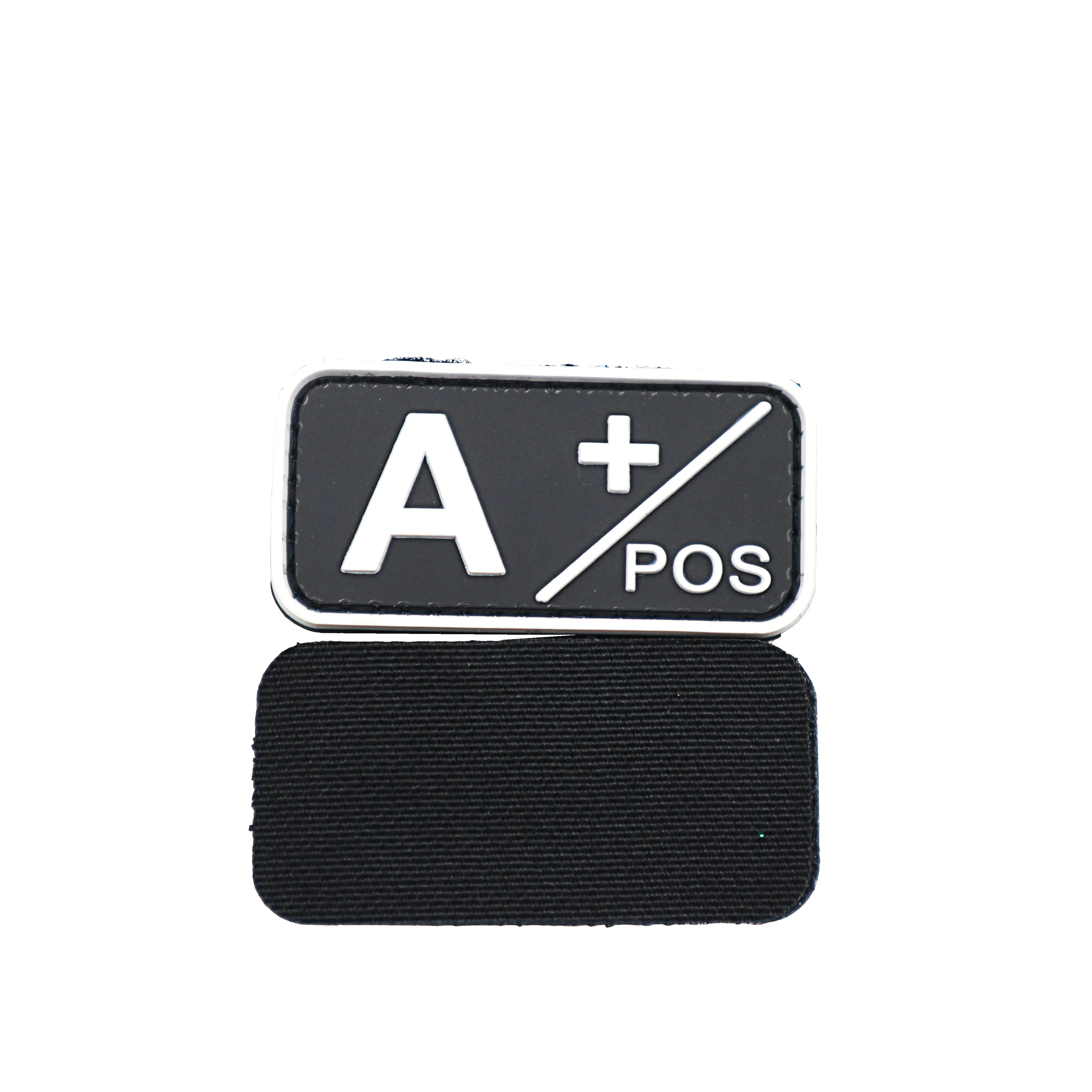 Пользовательские резиновые нашивки O + POS из ПВХ индивидуальные для одежды