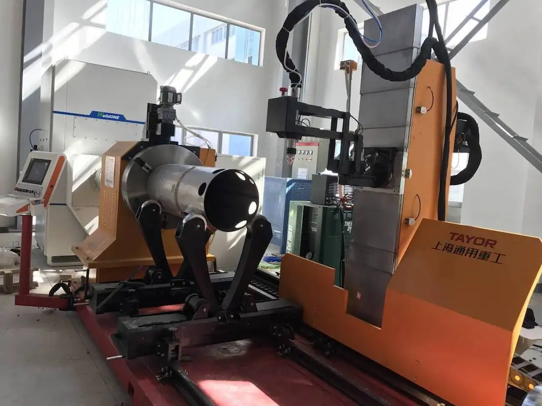 
Plasma cutting machine for pipe from TAYOR 