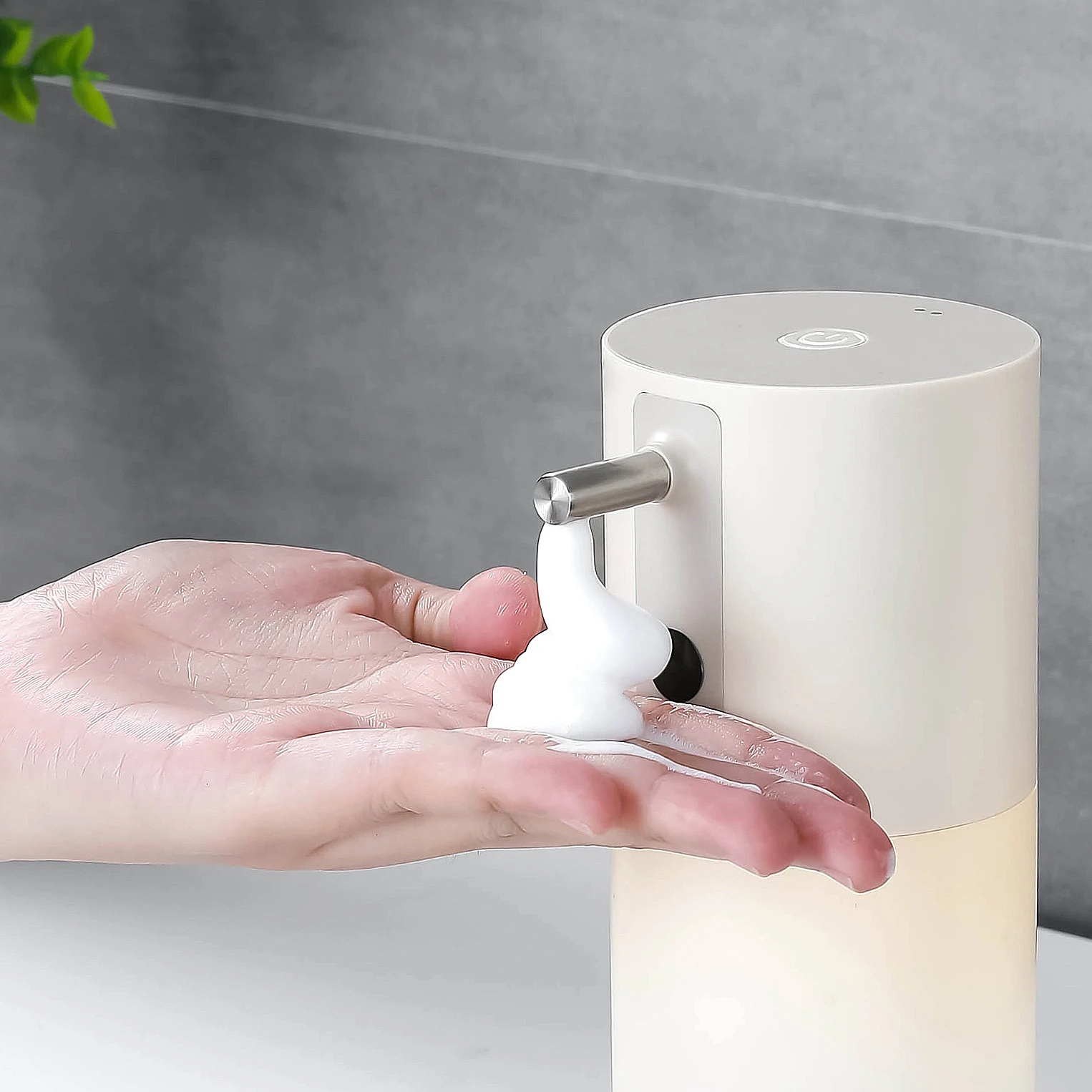 310 ML Sensor Kitchen Soap Dispenser IPX5 Waterproof Electric Foam Soap Dispenser Magnetic Charging Automatic soap dispenser