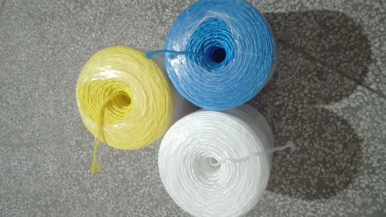 Cameroon Yellow/White 2,350m  5KG Banana Propping Twine 130 Pounds Knot Strength