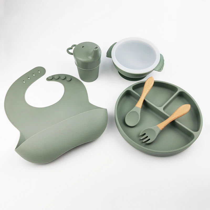 Food Grade Silicone Baby Tableware Bibs Suction Plate Bowl Silicone Baby Self Feeding Utensil Set