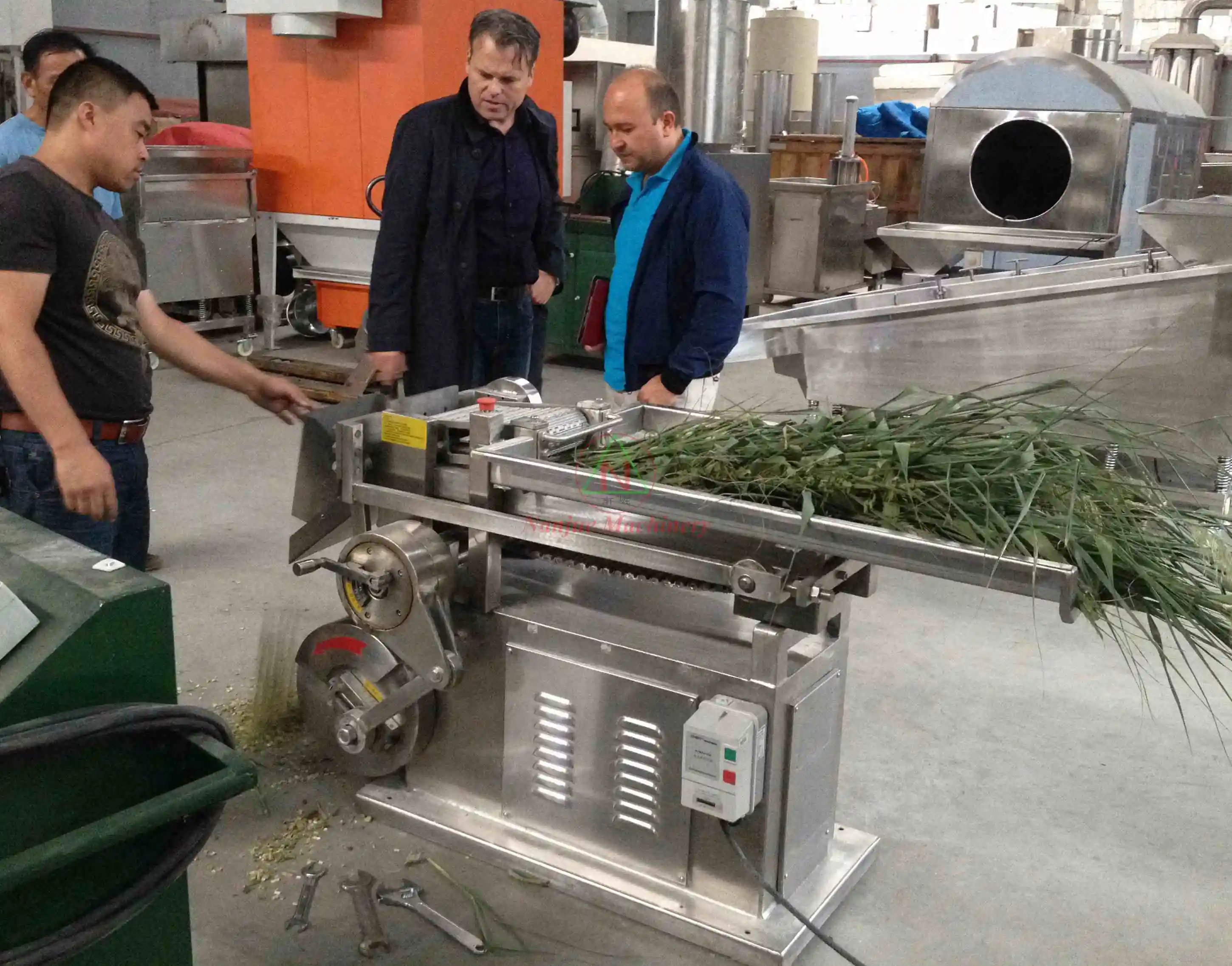 herb medicine machinery Chinese herb cutting machine